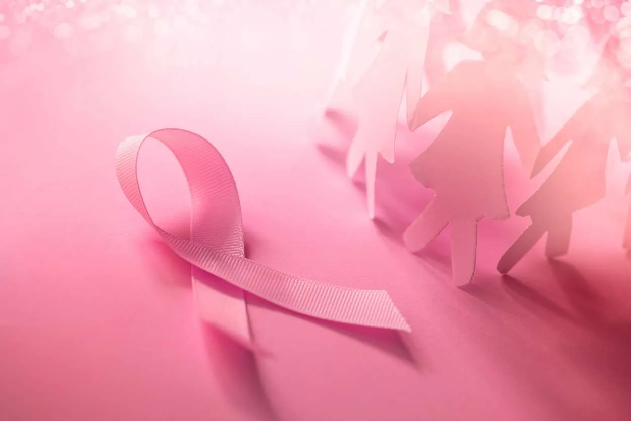 Voyance et Octobre Rose : unir prévention, intuition et solidarité
