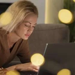 Voyance par mail une consultation écrite, précise et confidentielle, guidée par l’intuition de nos experts.