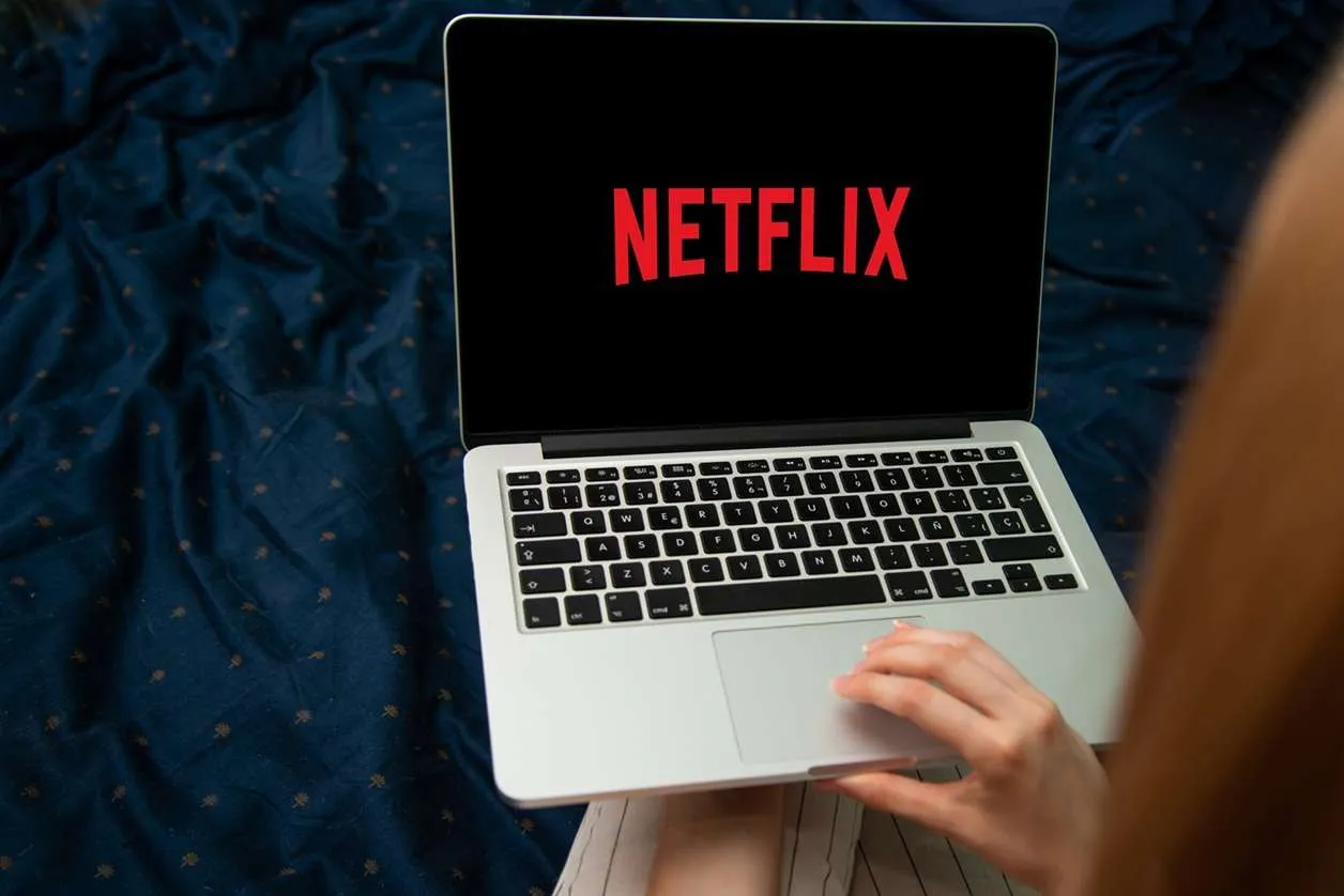 Spiritualité Netflix : pourquoi les séries ésotériques influencent la nouvelle spiritualité et le mystique moderne