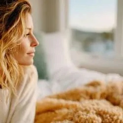 Est-ce que cette personne pense encore à moi ? Les signes qui ne trompent pas