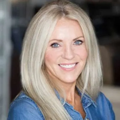 Pamela voyant chez Kanditel