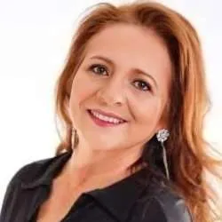 Aghate Luna voyant sur Kanditel